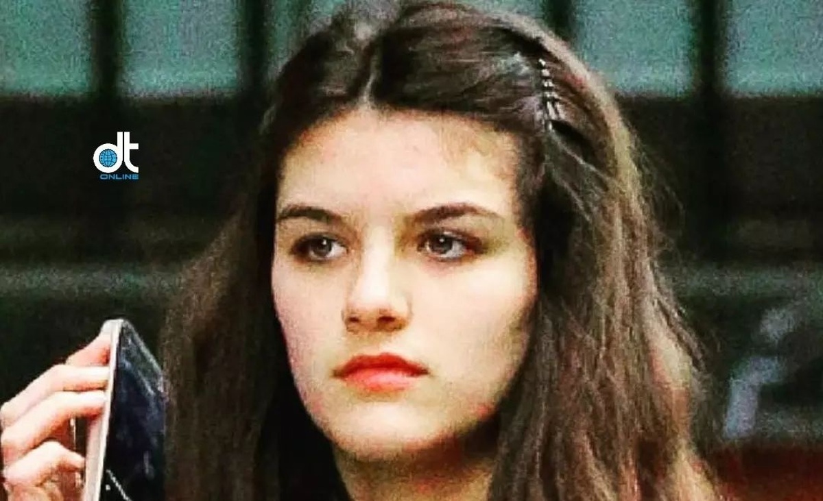 تصاویری از دختر زیبای تام کروز و کتی هولمز در ۱۸سالگی