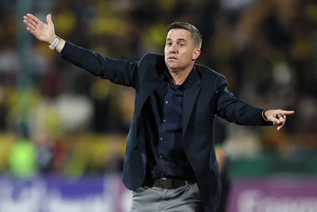 اوسمار: با بازیکنانم در ارتباطم | پرسپولیس می‌تواند درخواست فسخ دهد