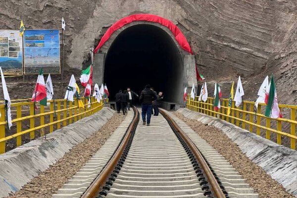 دستاوردهای استان اردبیل در سال ۱۴۰۴، از راهآهن تا بزرگراه و مسکن دستاوردهای استان اردبیل در سال ۱۴۰۴، از راهآهن تا بزرگراه و مسکن