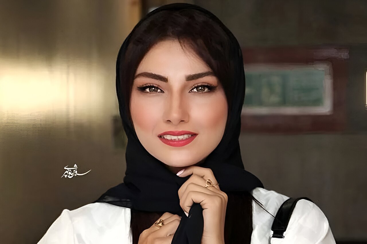 خانم بازیگر: آرزو دارم به زودی در وطنم...