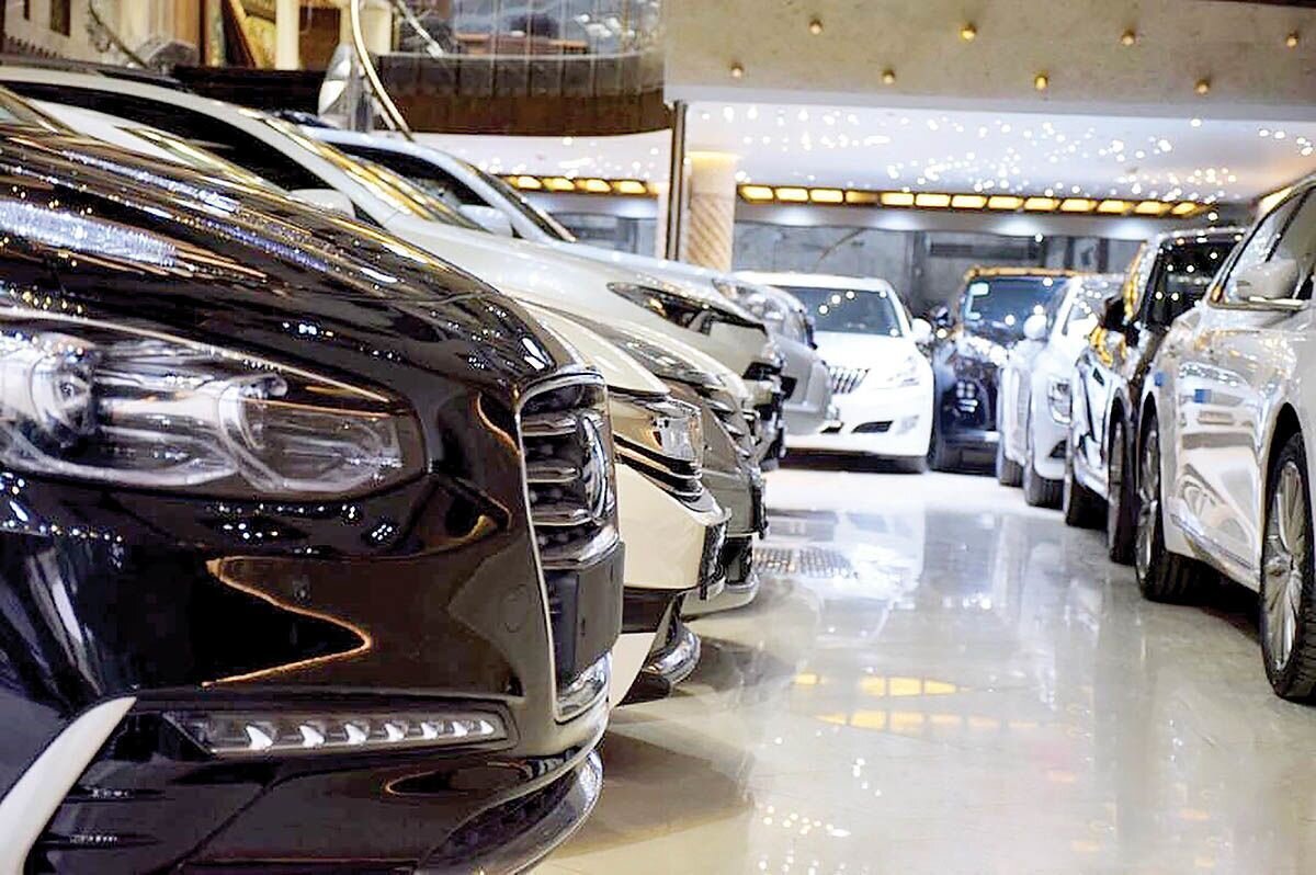 کدام خودرو ۴۱۰ میلیون تومان ریزش کرد؟ |  فقط این خودرو ۳۵ میلیون تومان گران شد |جدول