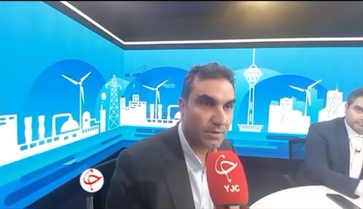 ممنوعیت واردات خودرو یک بازار انحصاری در خودرو ایجاد کرده است ممنوعیت واردات خودرو یک بازار انحصاری در خودرو ایجاد کرده است