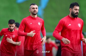 عکس| بازیکن خارجی سابق پرسپولیس به یاد ایران عکس| بازیکن خارجی سابق پرسپولیس به یاد ایران