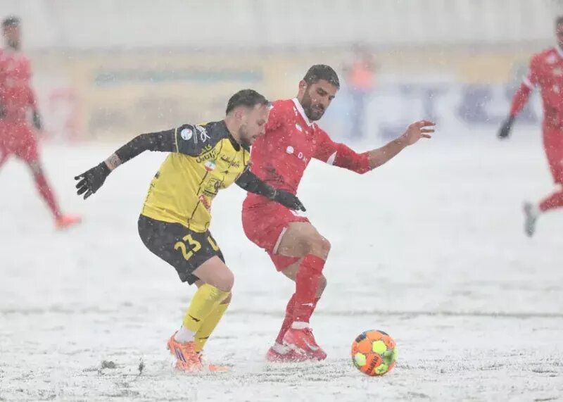 پرسپولیس ، قهرمان و نایب قهرمان لیگ برتر را معرفی کرد