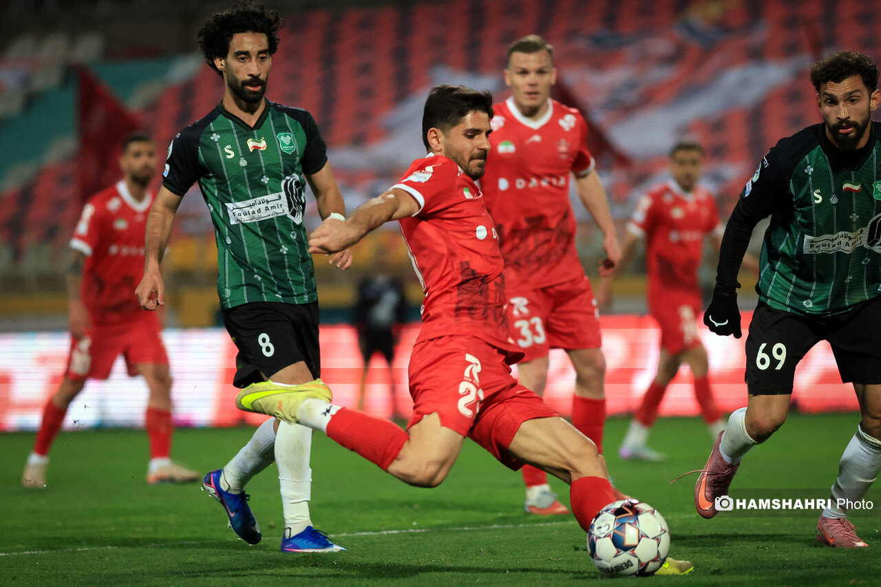 پیشکسوت قرمزها: پرسپولیس باید قبلا امتیاز جمع می‌کرد | معرفی استقلال و تراکتور به‌ آسیا عادلانه نیست