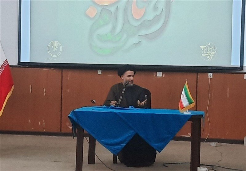 چرا رهبر شهید به پناهگاه نرفت؟