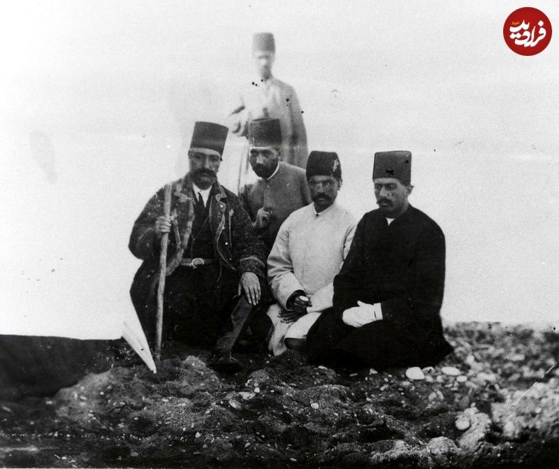 لب دریا
