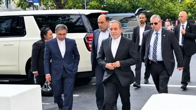 دیدار عراقچی با میانجی‌گران در آمریکا