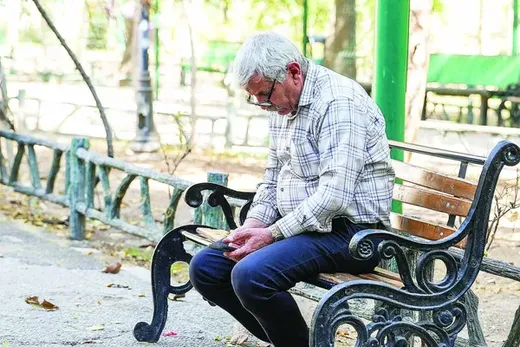 قمار با معیشت بازنشستگان؛ اردیبهشت نیامد!