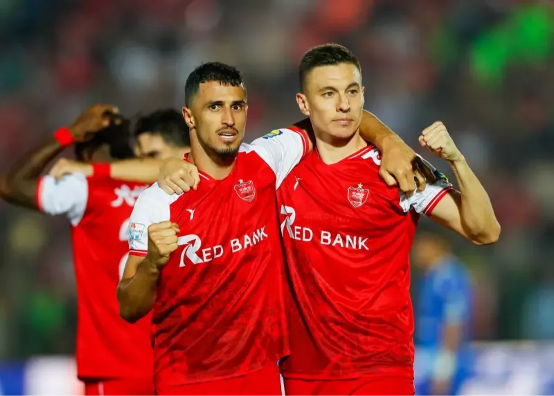لبخند ملیح زوج حمله پرسپولیس برابر تراکتور! (عکس)