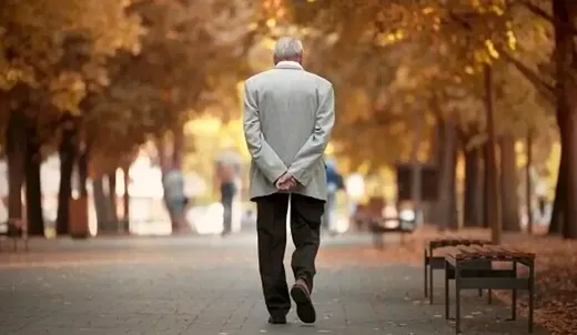 سبد کالای ۲۰ میلیون تومانی برای بازنشستگان / جزئیات طرح جدید اعلام شد