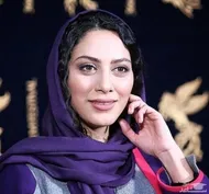 عکس | عاشقانه&zwnj;های مونا فرجاد و پدرش وایرال شد