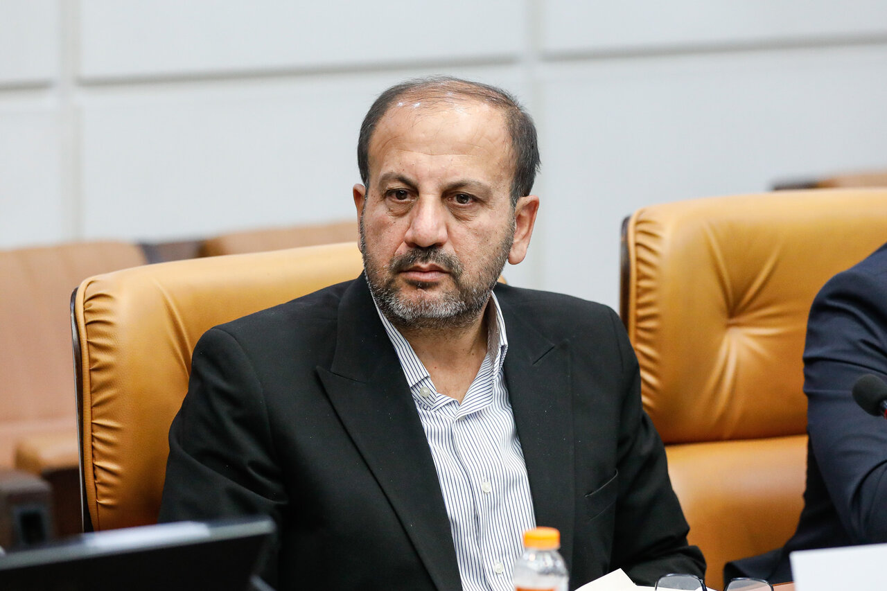 دولت به هر نحو ممکن توان خرید کارگران را افزایش دهد/ ملاک افزایش حقوق کارگران نرخ تورم است دولت به هر نحو ممکن توان خرید کارگران را افزایش دهد/ ملاک افزایش حقوق کارگران نرخ تورم است