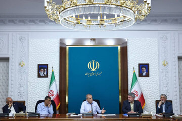 پزشکیان: از واردات بنزین بینیاز شدیم/ افزایش ۵۰۰ هزار تومانی رقم کالابرگ الکترونیک حتماً اجرا خواهد شد پزشکیان: از واردات بنزین بینیاز شدیم/ افزایش ۵۰۰ هزار تومانی رقم کالابرگ الکترونیک حتماً اجرا خواهد شد