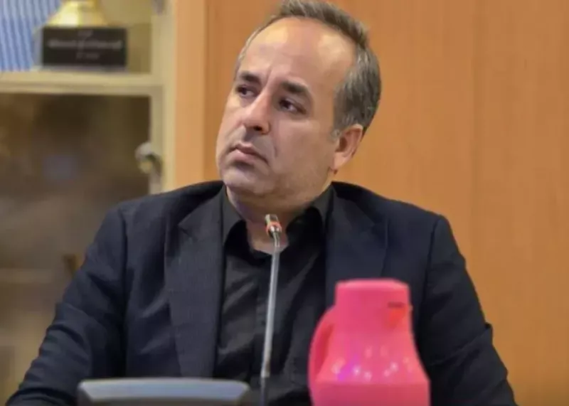 سپاهان به استقلال: فقط در پوستر قهرمان شده‌اید!