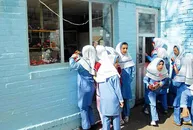 بازگشایی مدارس چقدر از حقوق کارگران را می‌بلعد؟