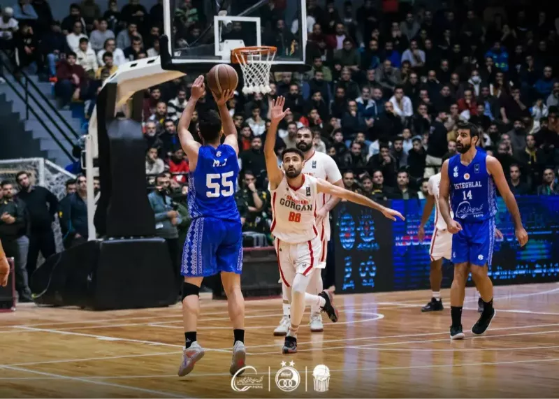مهمان مرموز استقلال با رزومه NBA!