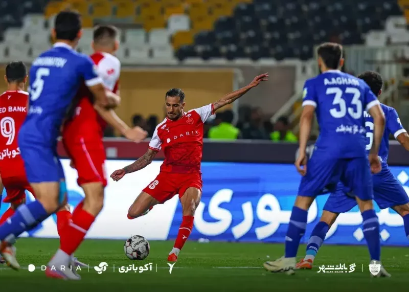 یک رقابت پنهان در رختکن پرسپولیس! یک رقابت پنهان در رختکن پرسپولیس!