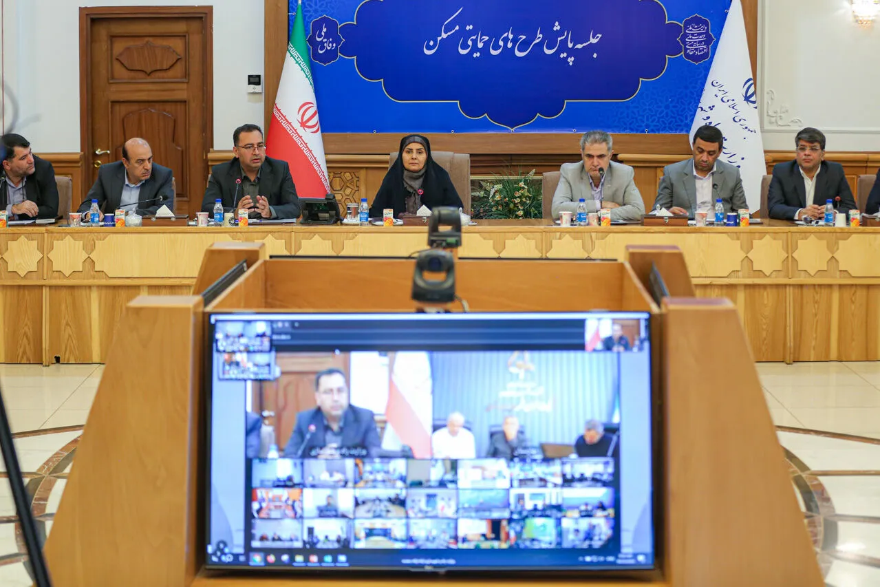 تغییر مسیر مسکن ملی | زمین بهجای آپارتمان به متقاضیان واگذار میشود؟ تغییر مسیر مسکن ملی | زمین بهجای آپارتمان به متقاضیان واگذار میشود؟