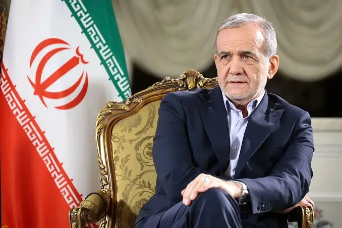 اعلام موضع ایران درباره مذاکره با آمریکا / پزشکیان: دیدار با ترامپ چه دلیلی دارد؟