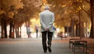 شوک به بازنشستگان/ صف&zwnj; های طولانی مقابل بانک رفاه کارگران و گلایه مردم از بی اطلاعی!